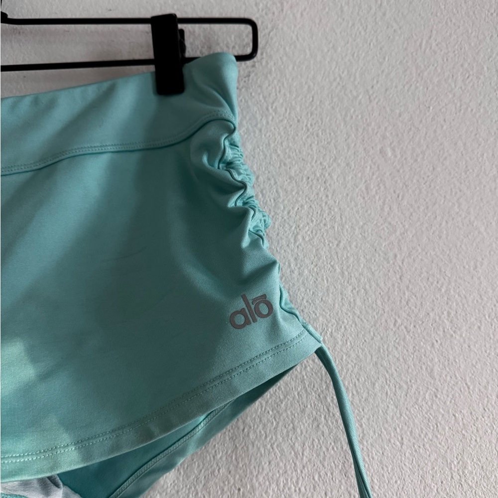 Alo Ruched Side Short S Turquoise - Picture 3 of 6